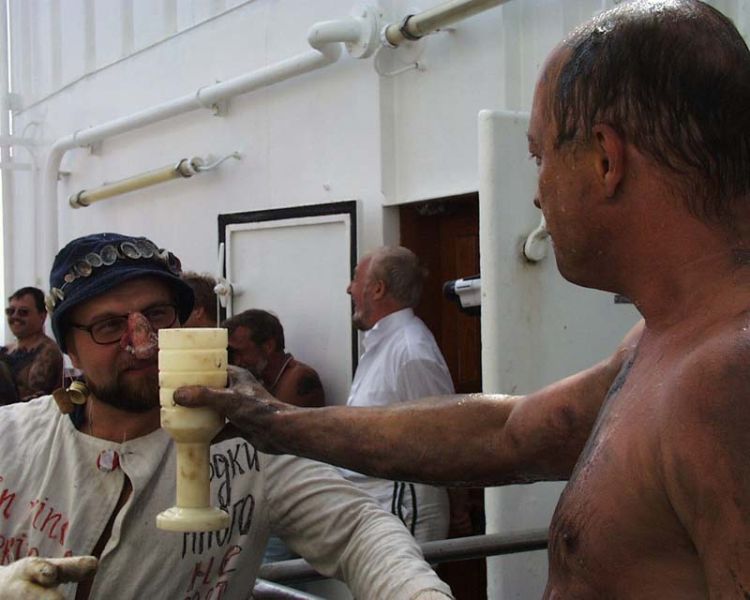 Экспедиция весны 2002 года на НИС "Академик Иоффе" 17