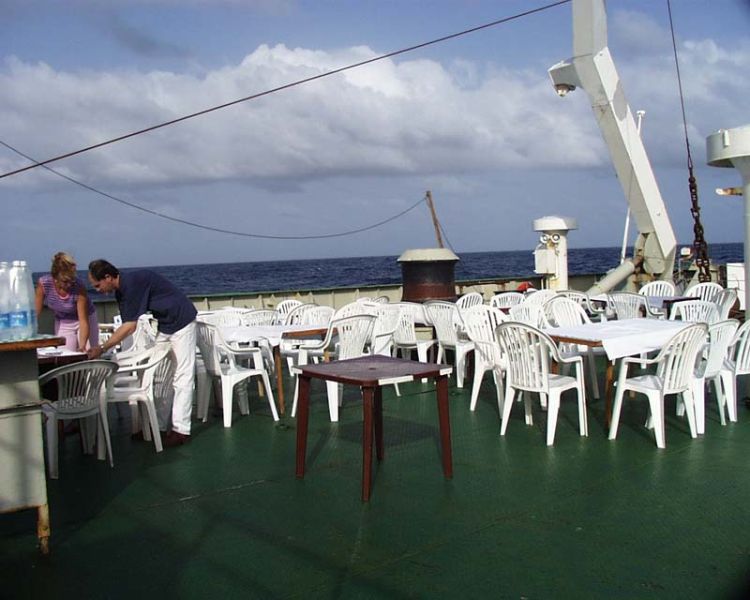 Экспедиция весны 2002 года на НИС "Академик Иоффе" 28