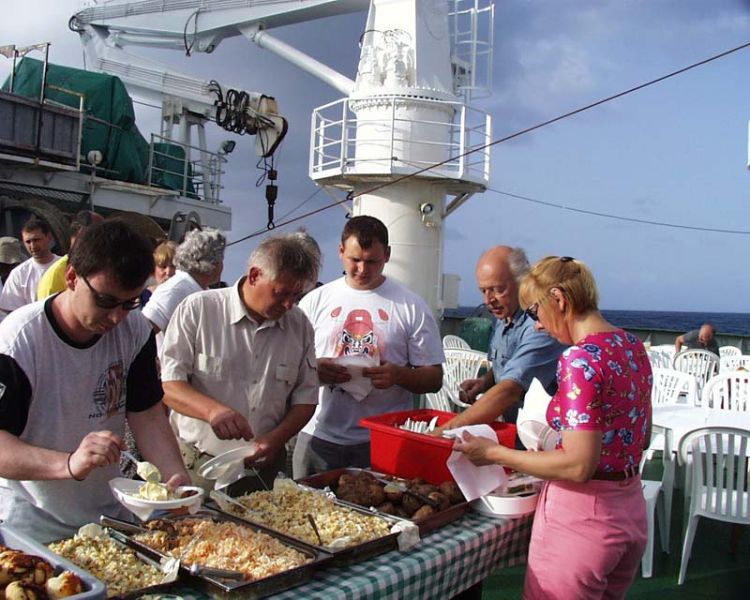 Экспедиция весны 2002 года на НИС "Академик Иоффе" 36