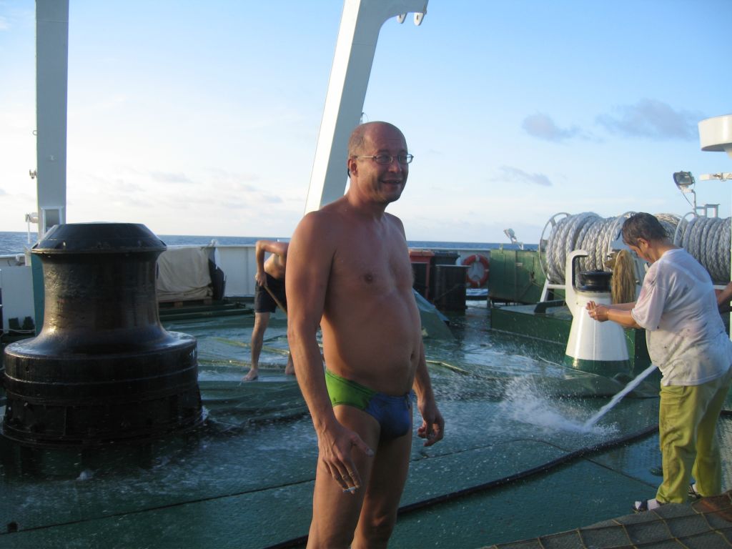 Экспедиция осени 2005 года на НИС "Академик Сергей Вавил