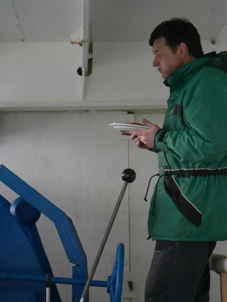 завтрак за лебедкой (С.В.Писарев)