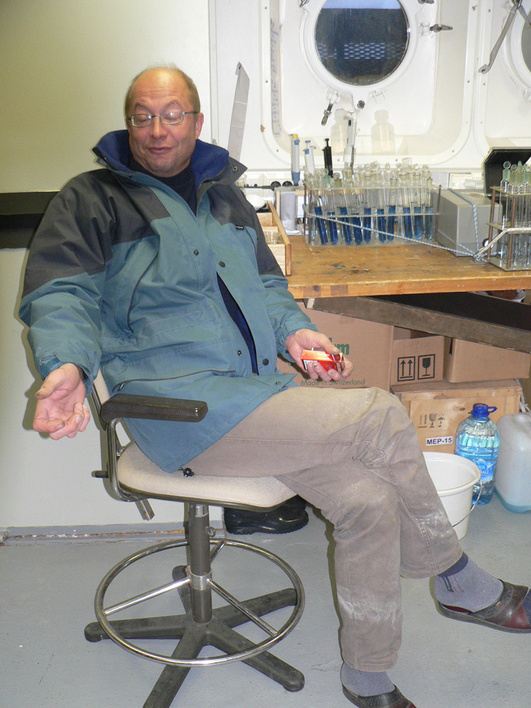 "а я то здесь причем?" (А.Г. Цыцарин)