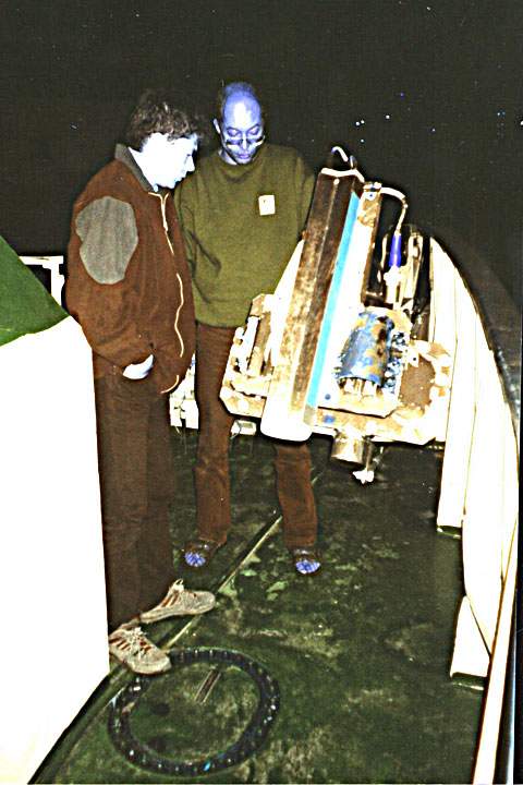 Инопланетный хобот. НИС "Россия"