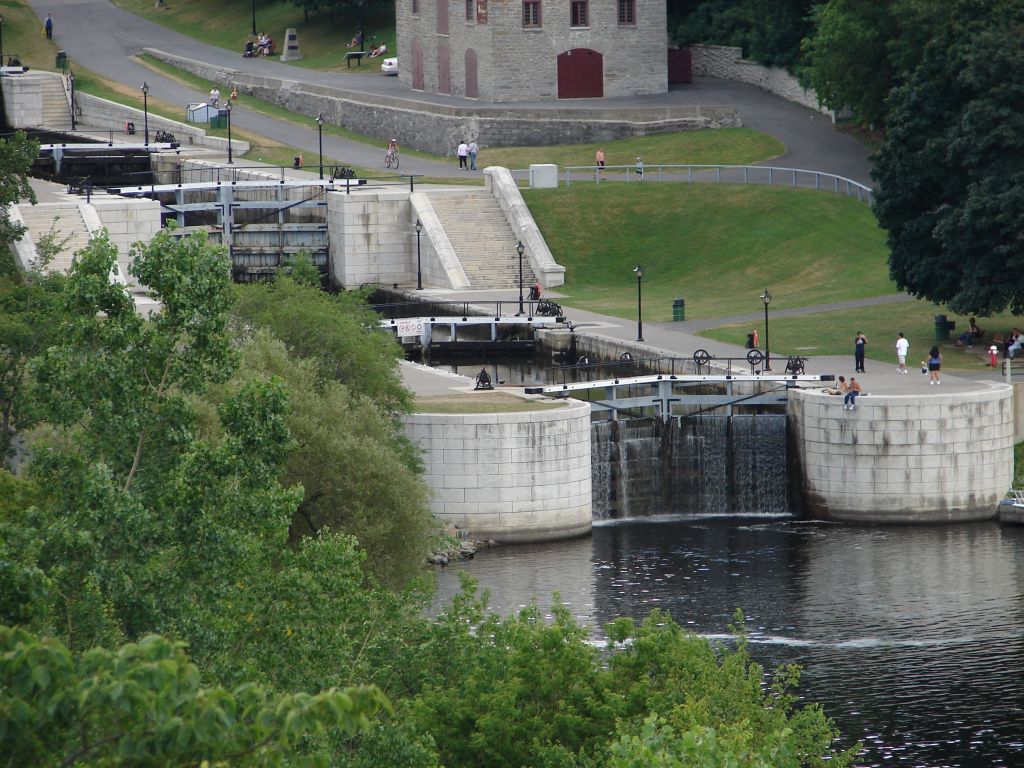 Старые шлюзы