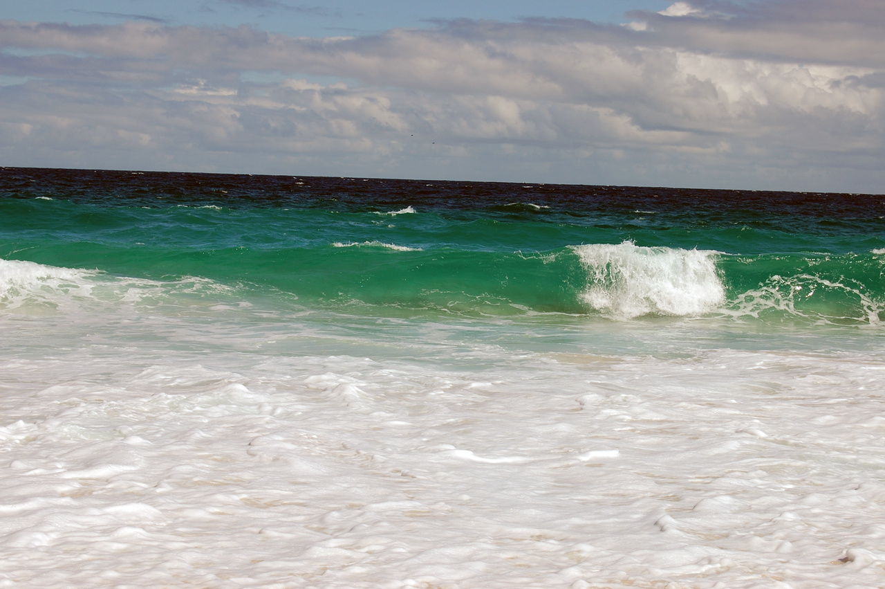 Прибой на пляже Диас-Бич