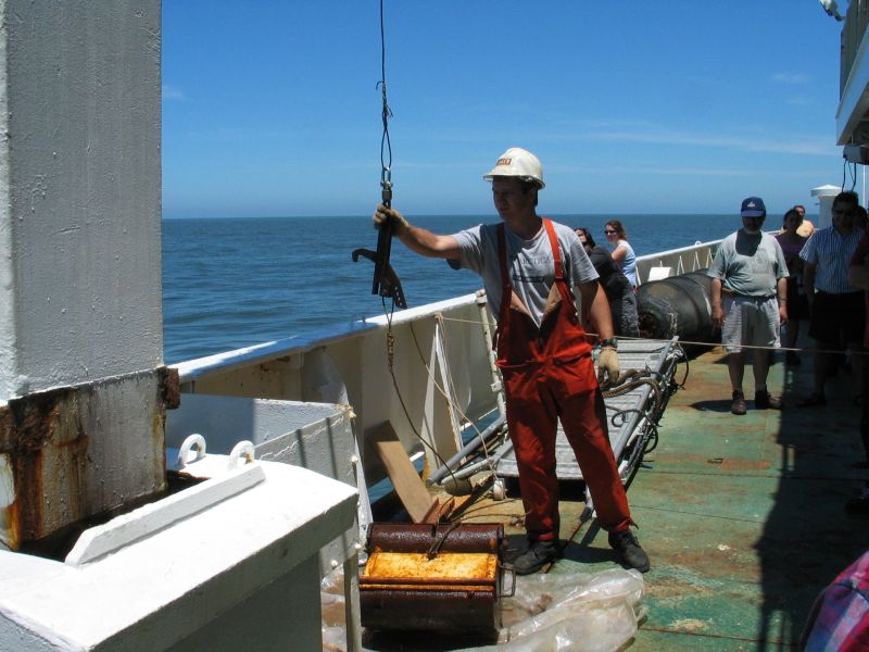 Экспедиция осени 2003 года на НИС "Академик Сергей Вавил