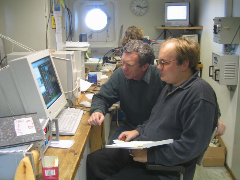 Экспедиция осени 2004 года на НИС "Академик Сергей Вавил